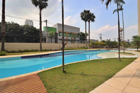 Casa à venda com 167m², 3 quartos e 4 vagas Casa à venda com 167m², 3 quartos e 4 vagasÁrea comum - Piscina