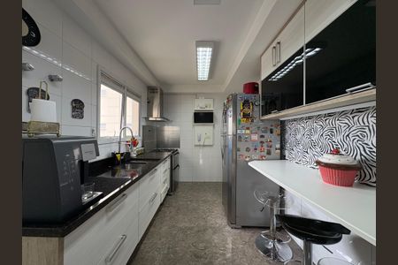 Casa à venda com 167m², 3 quartos e 4 vagas Casa à venda com 167m², 3 quartos e 4 vagasCozinha