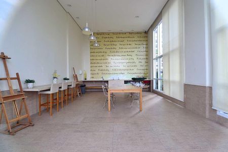 Casa à venda com 167m², 3 quartos e 4 vagas Casa à venda com 167m², 3 quartos e 4 vagasAteliê