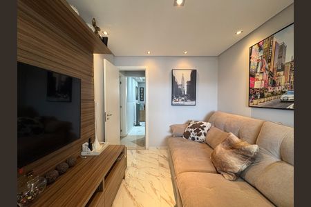 Casa à venda com 167m², 3 quartos e 4 vagas Casa à venda com 167m², 3 quartos e 4 vagasSala de TV