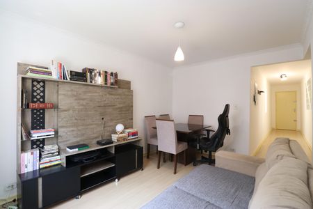 Apartamento para alugar com 74m², 2 quartos e sem vagaSala