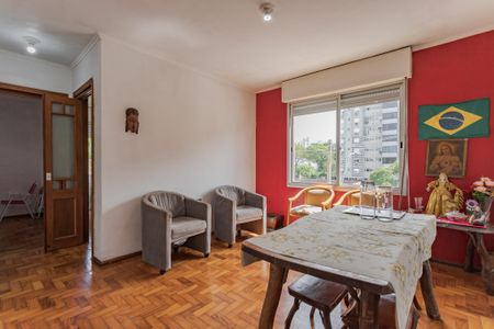 Sala de apartamento à venda com 2 quartos, 70m² em Jardim Ipiranga, Porto Alegre