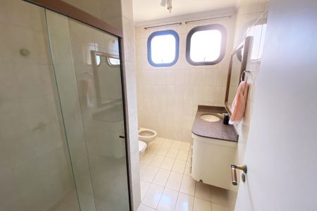 Apartamento para alugar com 205m², 2 quartos e 3 vagasBanheiro da Suíte 2