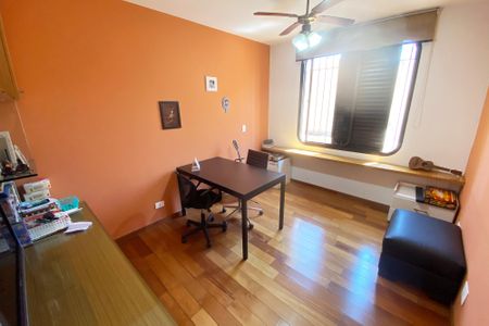 Apartamento para alugar com 205m², 2 quartos e 3 vagasEscritório