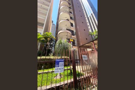 Apartamento para alugar com 205m², 2 quartos e 3 vagasFachada e portaria