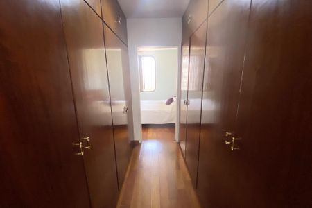 Apartamento para alugar com 205m², 2 quartos e 3 vagasCloset Suíte 3