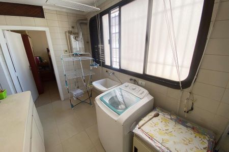 Apartamento para alugar com 205m², 2 quartos e 3 vagasÁrea de Serviço