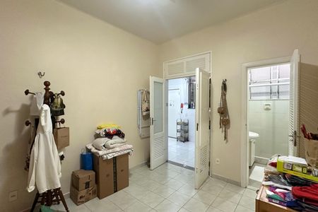 Apartamento à venda com 280m², 5 quartos e 1 vaga Apartamento à venda com 280m², 5 quartos e 1 vagaQuarto de Serviço