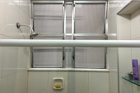 Apartamento à venda com 280m², 5 quartos e 1 vaga Apartamento à venda com 280m², 5 quartos e 1 vagaBanheiro de Serviço