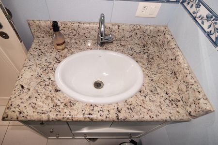 Apartamento à venda com 85m², 2 quartos e sem vaga Apartamento à venda com 85m², 2 quartos e sem vagaBanheiro