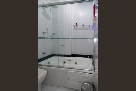 Apartamento à venda com 85m², 2 quartos e sem vaga Apartamento à venda com 85m², 2 quartos e sem vagaBanheiro da Suíte