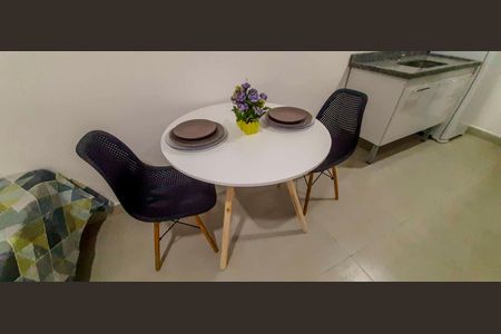 Studio para alugar com 27m², 1 quarto e sem vaga Studio para alugar com 27m², 1 quarto e sem vagaCozinha