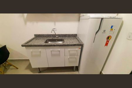 Studio para alugar com 27m², 1 quarto e sem vaga Studio para alugar com 27m², 1 quarto e sem vagaCozinha