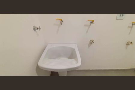 Studio para alugar com 27m², 1 quarto e sem vaga Studio para alugar com 27m², 1 quarto e sem vagaLavanderia Comunitário