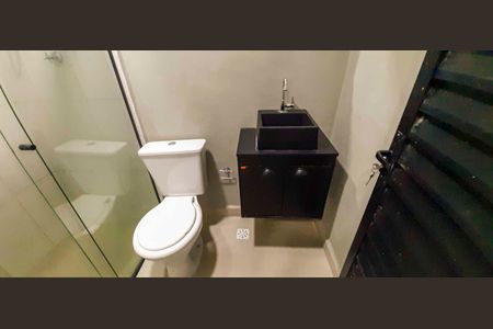 Studio para alugar com 27m², 1 quarto e sem vaga Studio para alugar com 27m², 1 quarto e sem vagaBanheiroíte