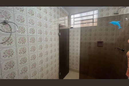 Casa à venda com 260m², 3 quartos e 2 vagas Casa à venda com 260m², 3 quartos e 2 vagasBanheiro