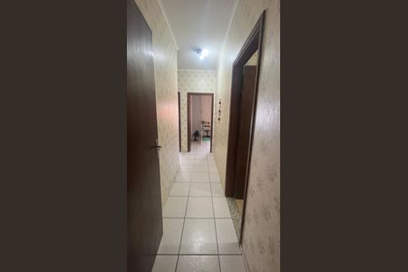 Casa à venda com 260m², 3 quartos e 2 vagas Casa à venda com 260m², 3 quartos e 2 vagasCorredor