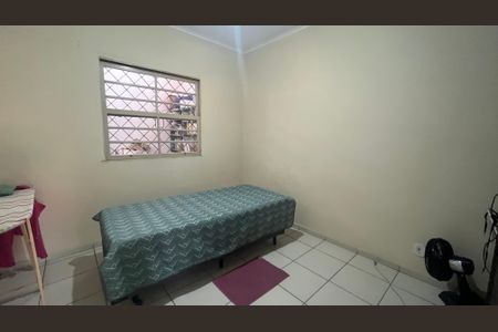 Casa à venda com 260m², 3 quartos e 2 vagas Casa à venda com 260m², 3 quartos e 2 vagasQuarto 2