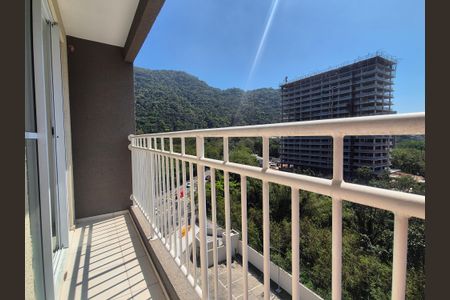 Sacada de apartamento para alugar com 3 quartos, 68m² em Barra da Tijuca, Rio de Janeiro