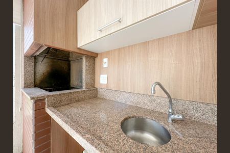 Varanda Gourmet de apartamento à venda com 3 quartos, 128m² em Vila Romana, São Paulo