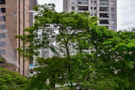 Apartamento à venda com 156m², 3 quartos e 3 vagasVista da Suíte 3