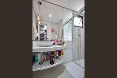 Apartamento à venda com 156m², 3 quartos e 3 vagasBanheiro Suíte 2