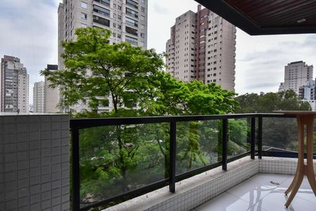 Varanda de apartamento à venda com 3 quartos, 156m² em Vila Suzana, São Paulo