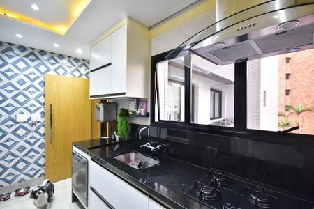 Apartamento à venda com 156m², 3 quartos e 3 vagasCozinha