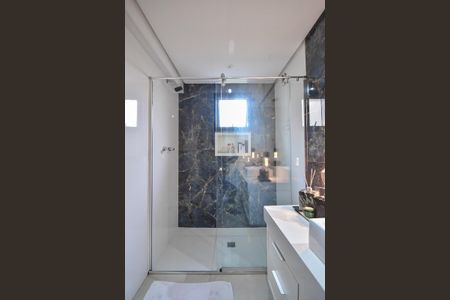 Apartamento à venda com 156m², 3 quartos e 3 vagasBanheiro da Suíte 3