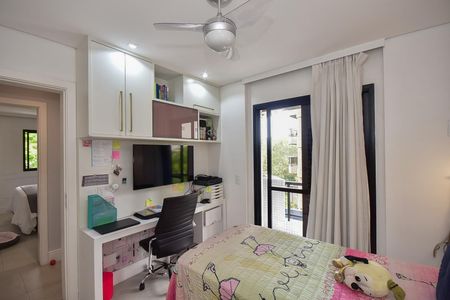 Apartamento à venda com 156m², 3 quartos e 3 vagasSuíte 2