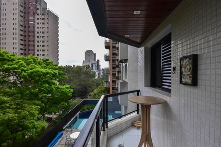 Apartamento à venda com 156m², 3 quartos e 3 vagasVaranda