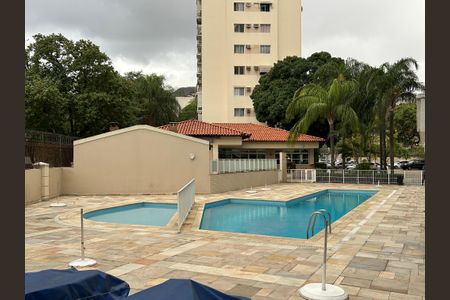 Apartamento à venda com 67m², 2 quartos e 1 vagaÁrea comum - Piscina