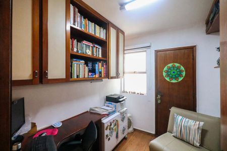 Apartamento à venda com 101m², 3 quartos e 2 vagas Apartamento à venda com 101m², 3 quartos e 2 vagasQuarto 2