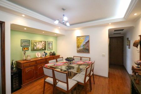 Apartamento à venda com 101m², 3 quartos e 2 vagas Apartamento à venda com 101m², 3 quartos e 2 vagasSala