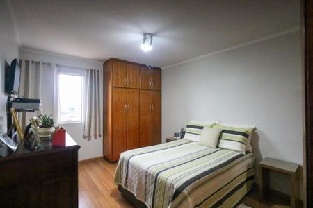 Apartamento à venda com 101m², 3 quartos e 2 vagas Apartamento à venda com 101m², 3 quartos e 2 vagasSuíte