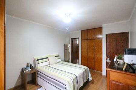 Apartamento à venda com 101m², 3 quartos e 2 vagas Apartamento à venda com 101m², 3 quartos e 2 vagasSuíte