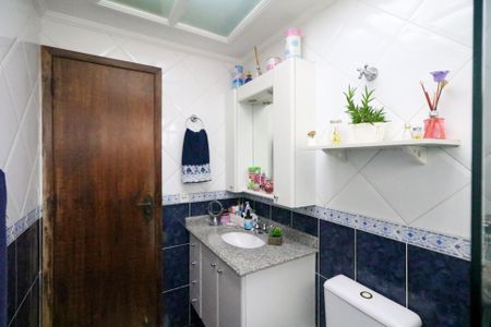 Apartamento à venda com 101m², 3 quartos e 2 vagas Apartamento à venda com 101m², 3 quartos e 2 vagasBanheiro Social