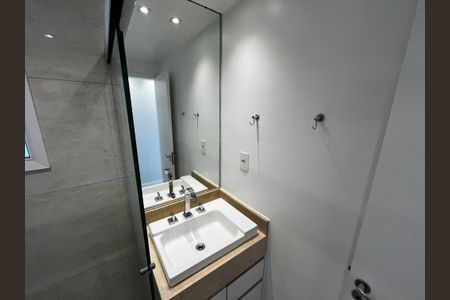 Apartamento à venda com 67m², 3 quartos e 1 vaga Apartamento à venda com 67m², 3 quartos e 1 vagaBanheiro
