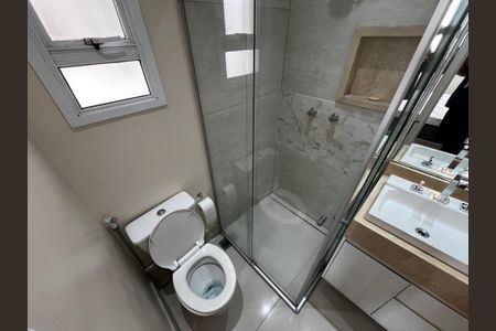 Apartamento à venda com 67m², 3 quartos e 1 vaga Apartamento à venda com 67m², 3 quartos e 1 vagaBanheiro da Suíte