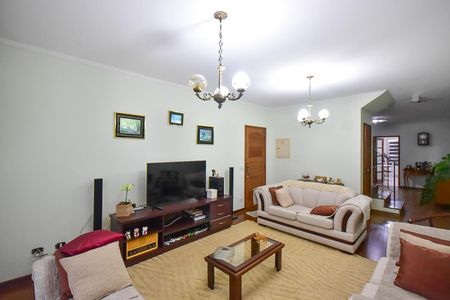 Sala de casa para alugar com 3 quartos, 137m² em Jardim Cláudia, São Paulo