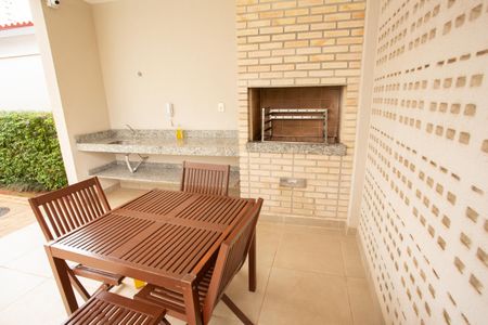 Apartamento à venda com 37m², 2 quartos e sem vagaÁrea comum