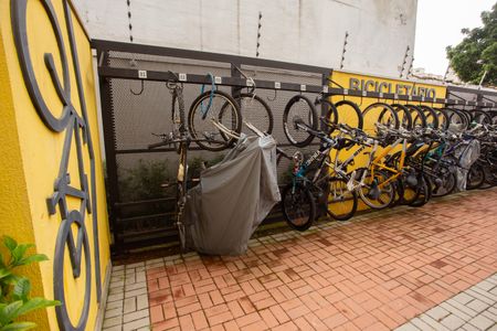 Apartamento à venda com 37m², 2 quartos e sem vagaÁrea comum