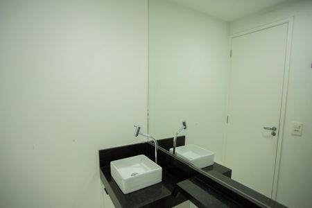 Apartamento à venda com 37m², 2 quartos e sem vagaBanheiro