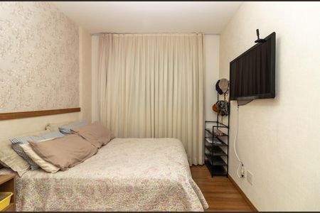 Apartamento à venda com 96m², 3 quartos e 2 vagas Apartamento à venda com 96m², 3 quartos e 2 vagasSuíte