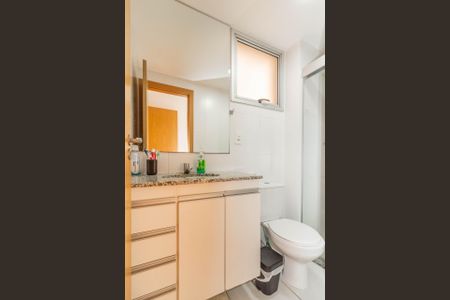 Apartamento à venda com 96m², 3 quartos e 2 vagas Apartamento à venda com 96m², 3 quartos e 2 vagasBanheiro Social