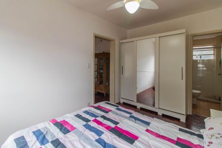 Quarto de apartamento à venda com 1 quarto, 46m² em Partenon, Porto Alegre