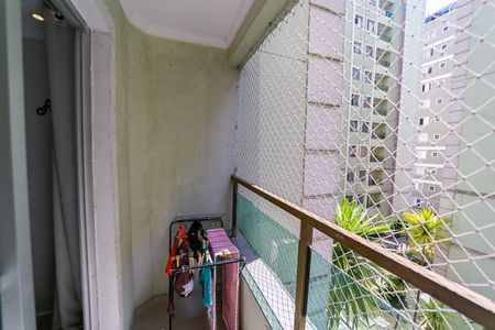 Varanda de apartamento para alugar com 2 quartos, 48m² em Jardim Santa Teresinha, São Paulo
