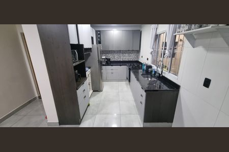 Casa para alugar com 3 quartos, 380m² em Jardim Pereira Leite, São Paulo