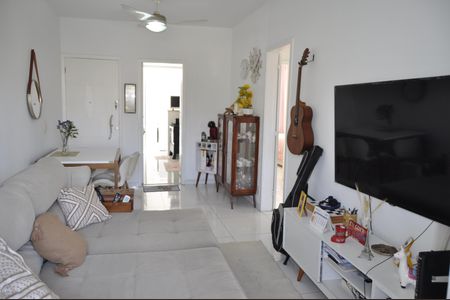 Apartamento à venda com 68m², 2 quartos e 1 vagaSala