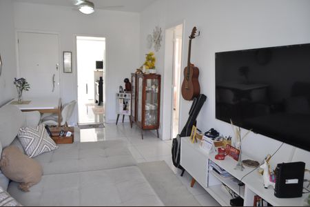 Apartamento à venda com 68m², 2 quartos e 1 vagaSala